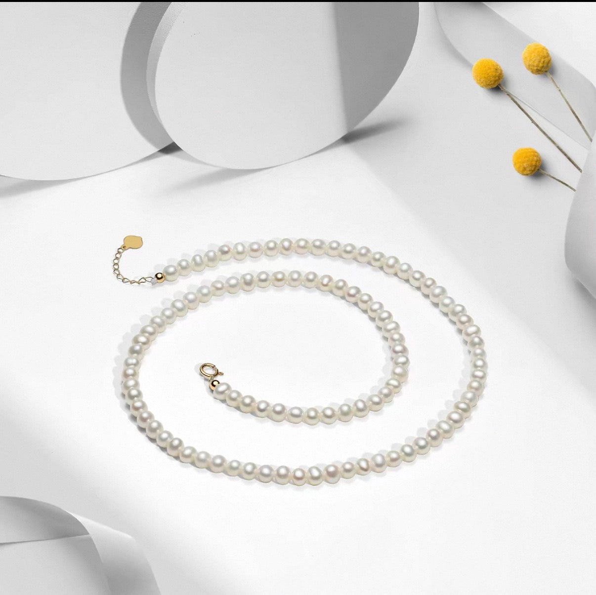 Little Pearl Necklace